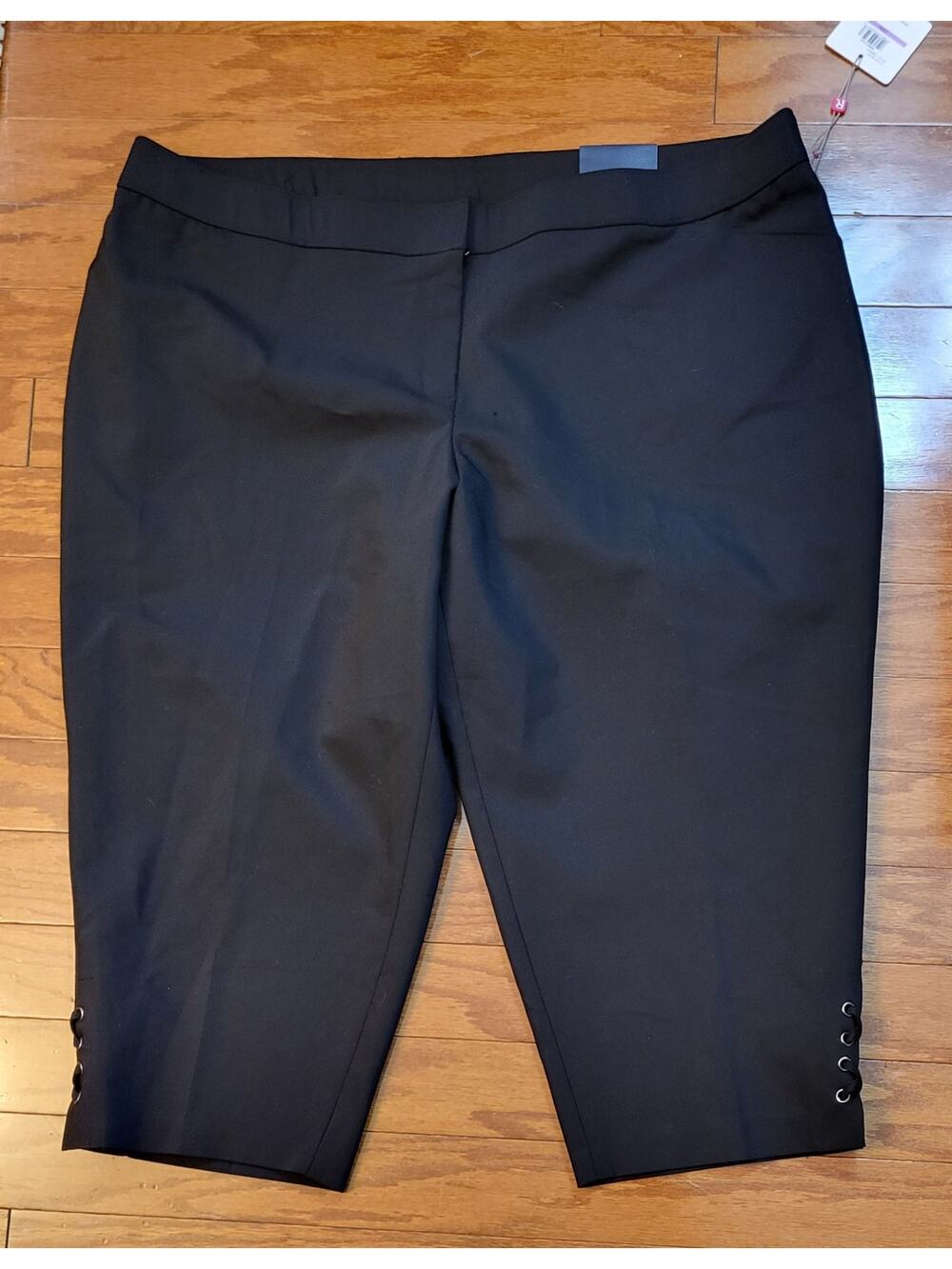 NWT Rafella Women's Capri Pants Black Plus Size 22W Classic Higher Rise